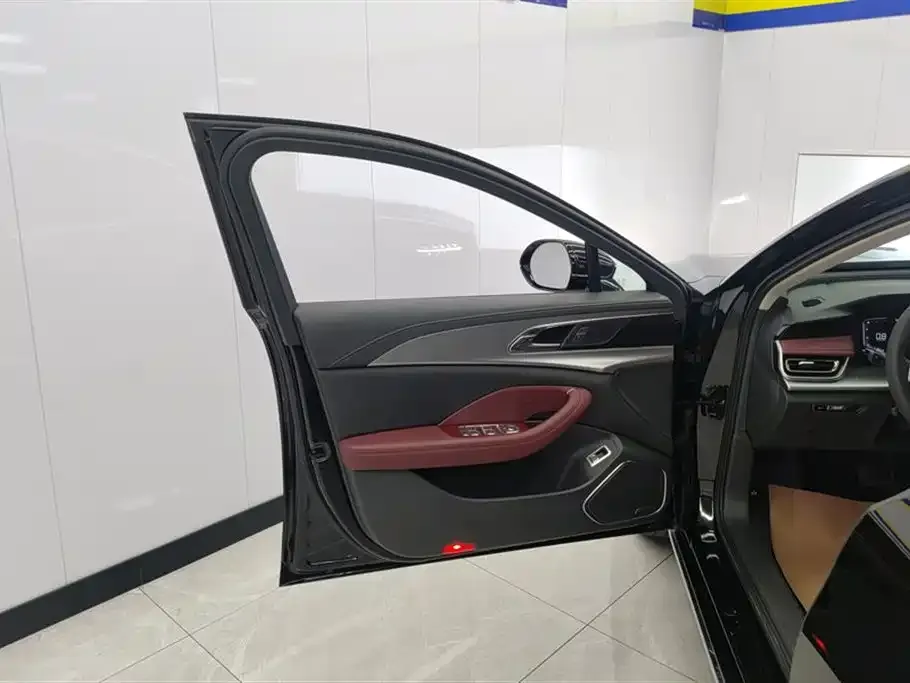 Hongqi H5 2024 из CN, фото 7