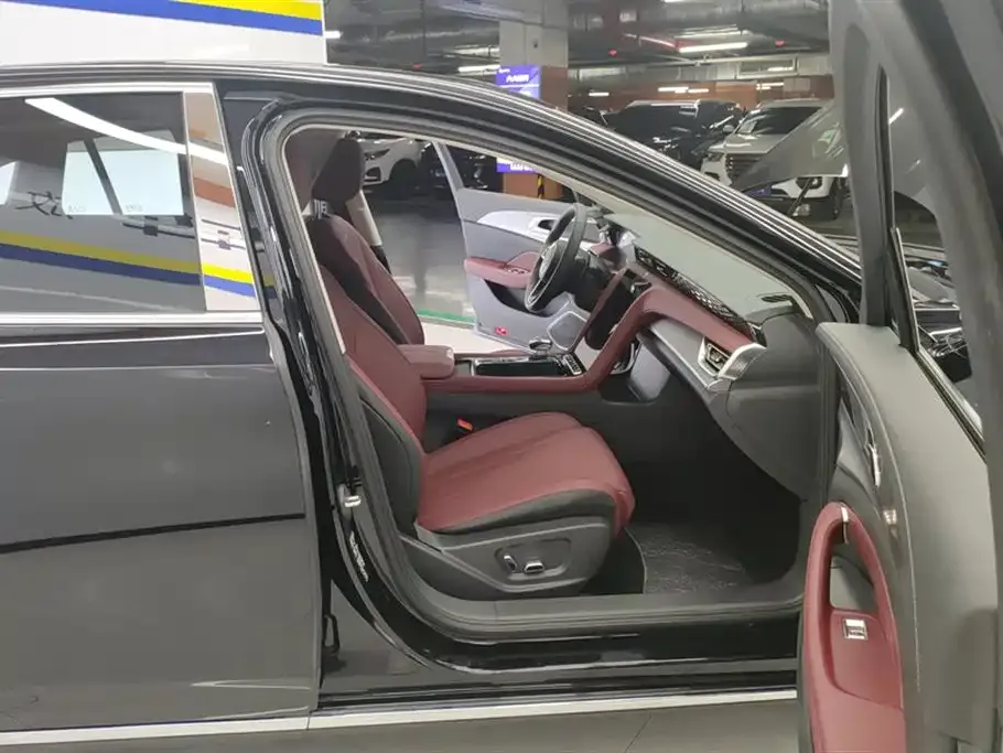 Hongqi H5 2024 из CN, фото 8