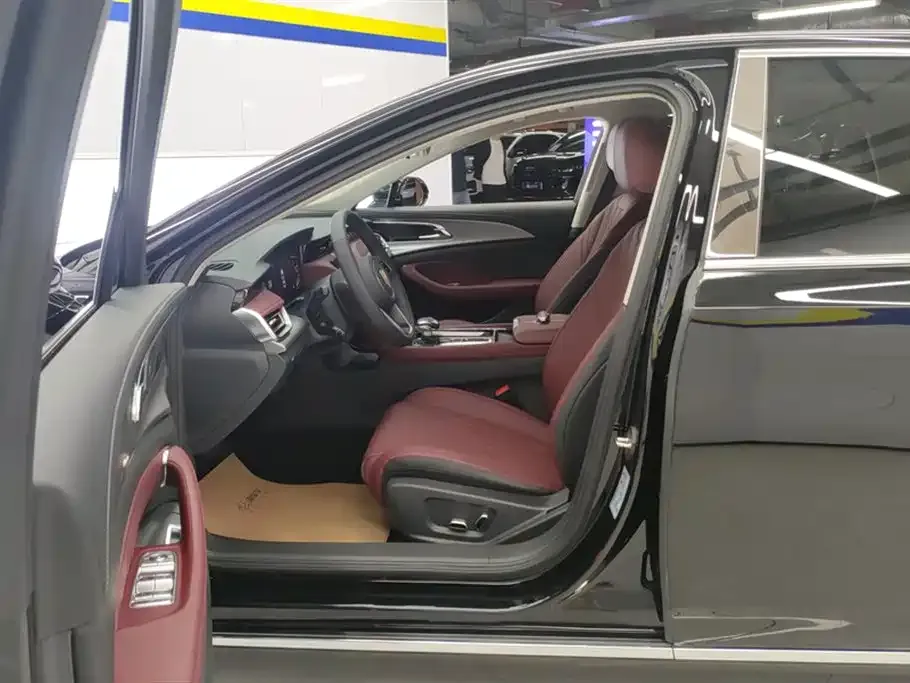 Hongqi H5 2024 из CN, фото 9