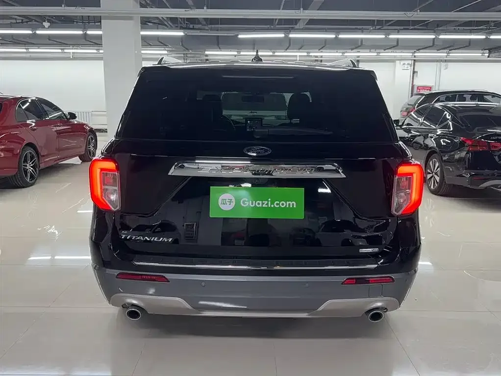 Ford Explorer 2021 из CN, фото 4