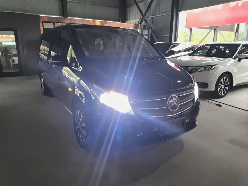 Mercedes-Benz Vito 2022 из CN, фото 4