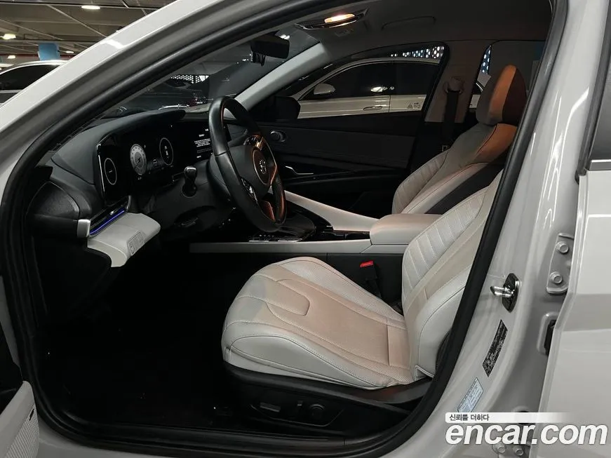 Hyundai AVANTE — фото 3