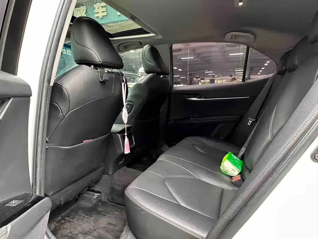 Toyota Camry 2022 из CN, фото 4