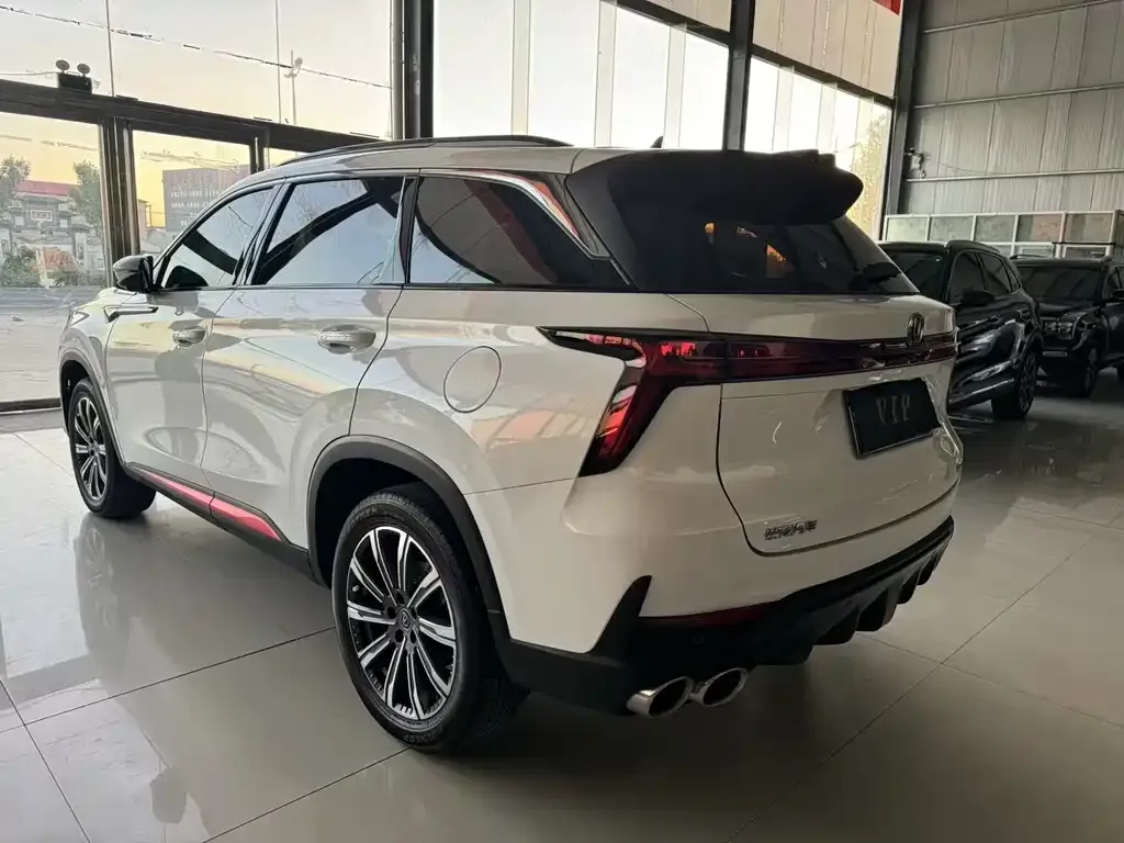 Changan CS75PLUS — фото 6