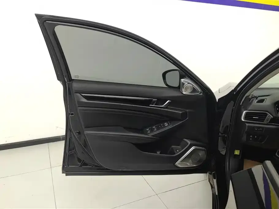 Honda Accord 2023 из CN, фото 7