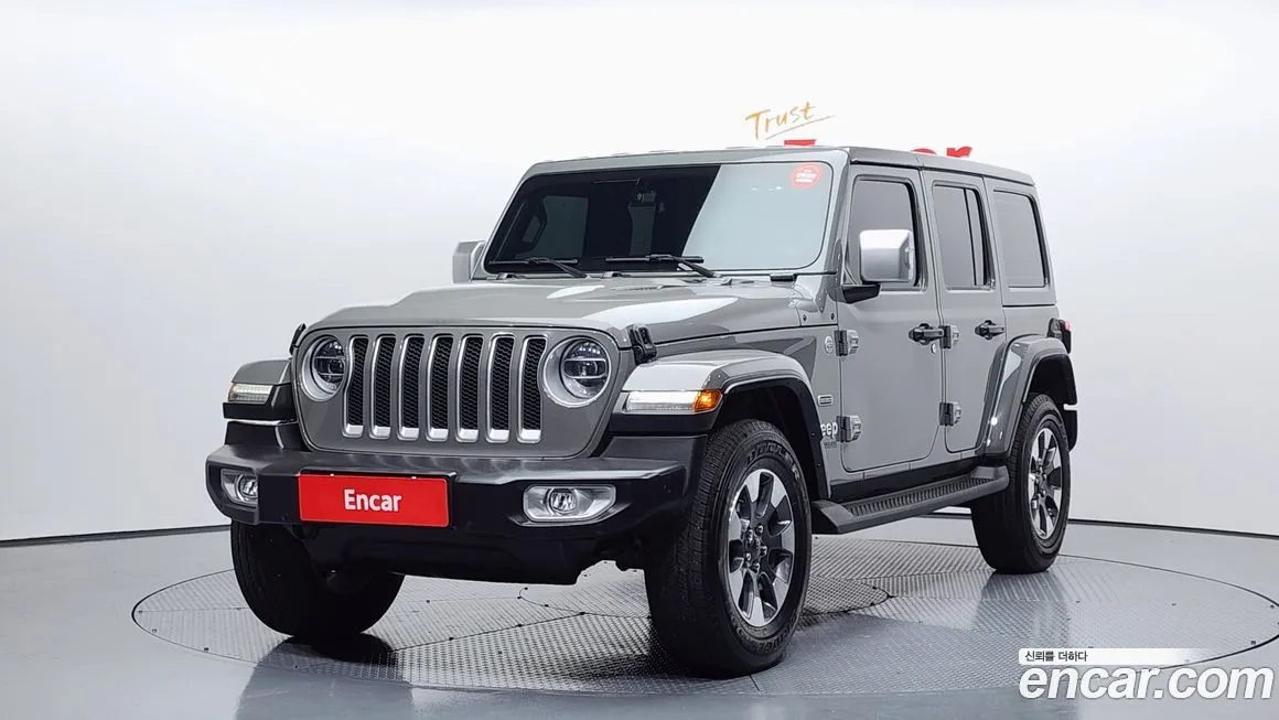 Jeep Wrangler — фото 1