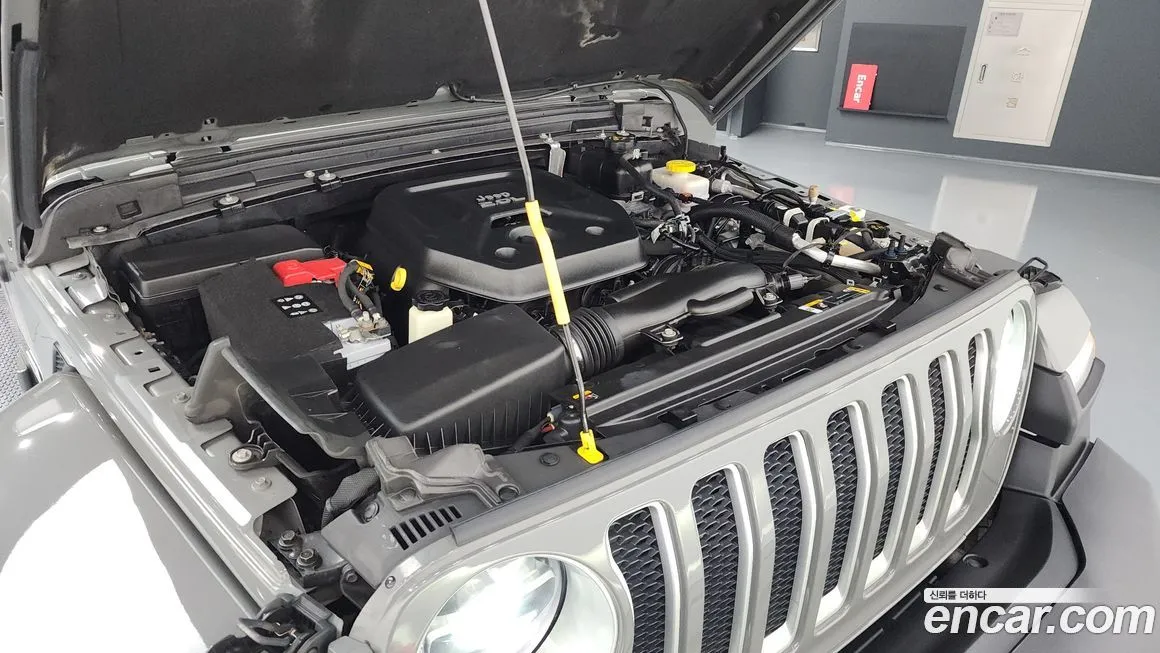 Jeep Wrangler — фото 6