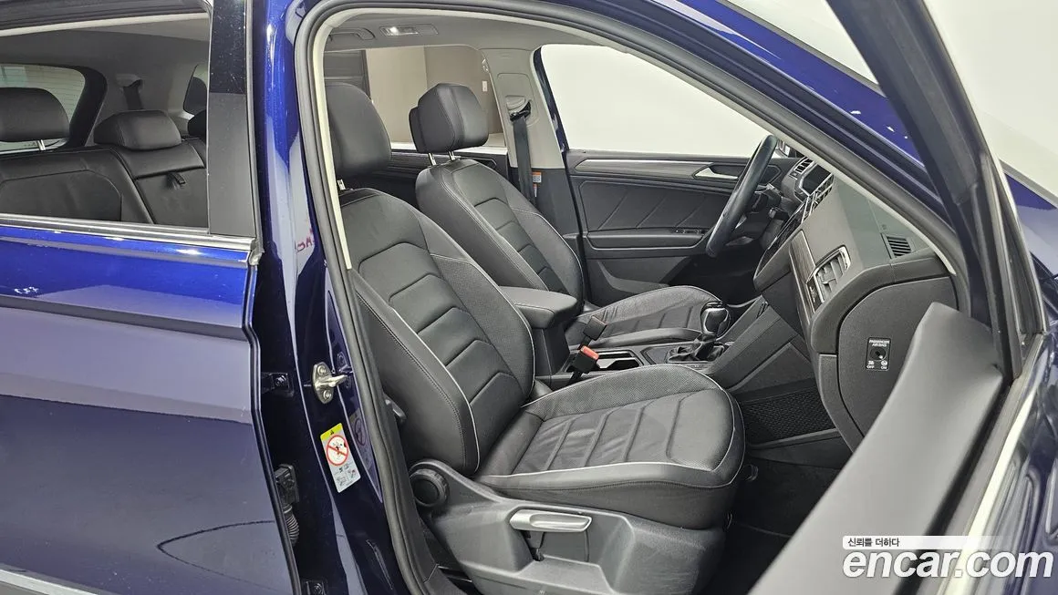 Volkswagen Tiguan — фото 10