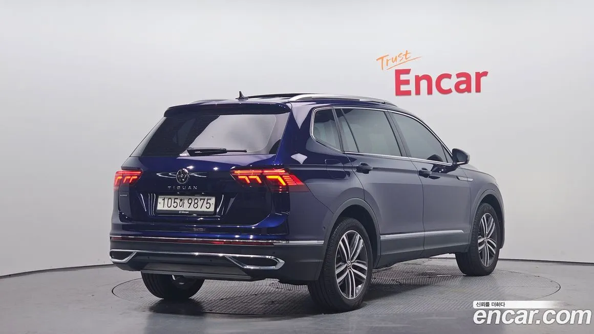 Volkswagen Tiguan — фото 2