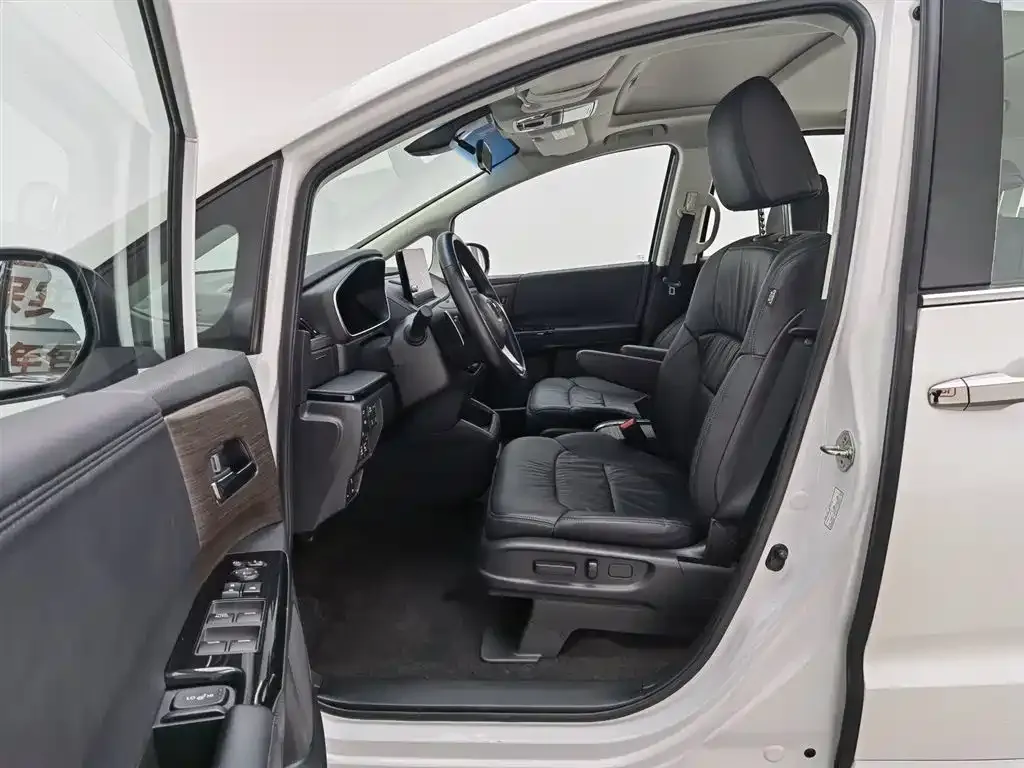 Honda Odyssey 2023 из CN, фото 10