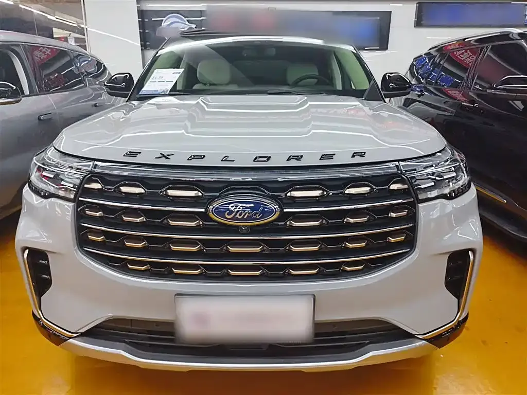 Ford Explorer 2024 из CN, фото 7