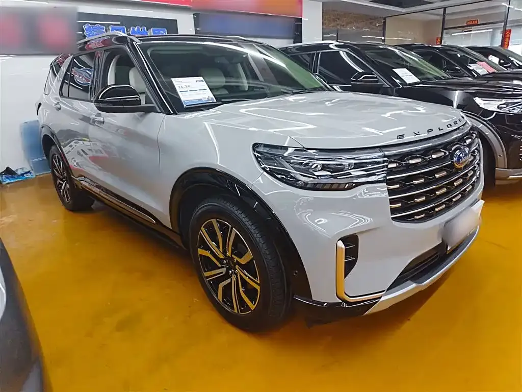 Ford Explorer 2024 из CN, фото 8