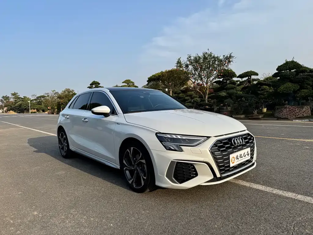 Audi A3 2021 из CN, фото 2