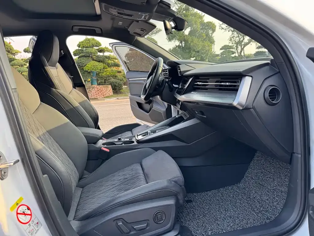 Audi A3 2021 из CN, фото 7