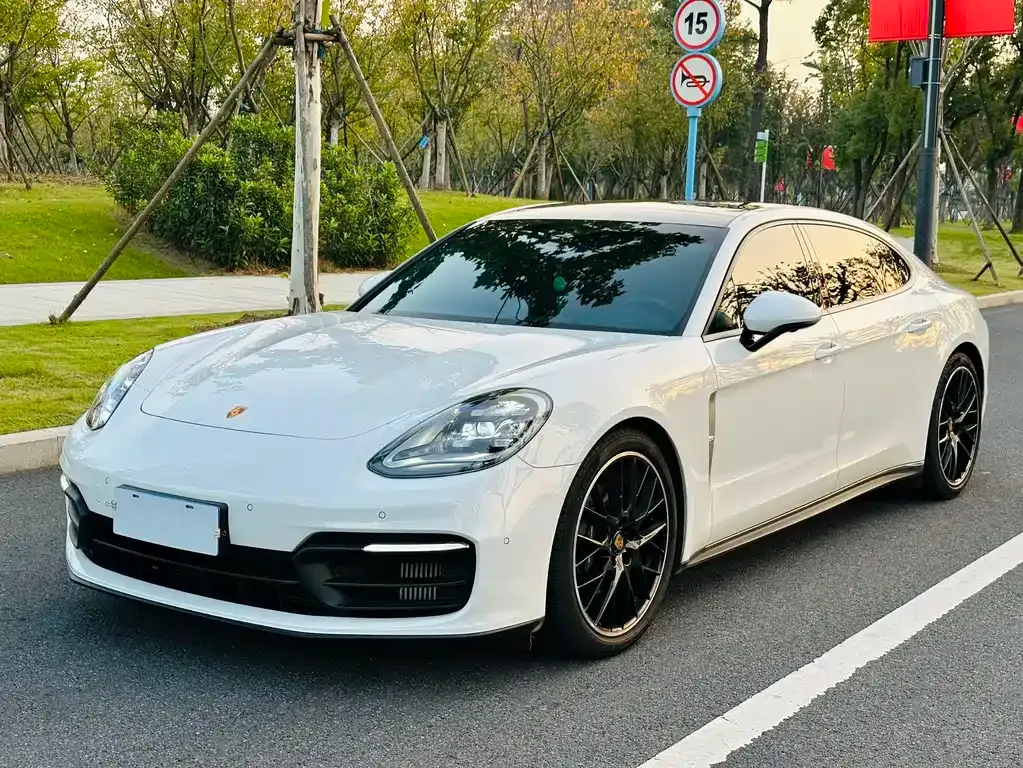 Porsche Panamera 2022 из CN, фото 1