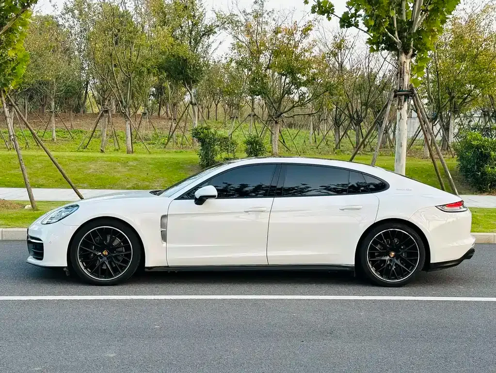 Porsche Panamera 2022 из CN, фото 5