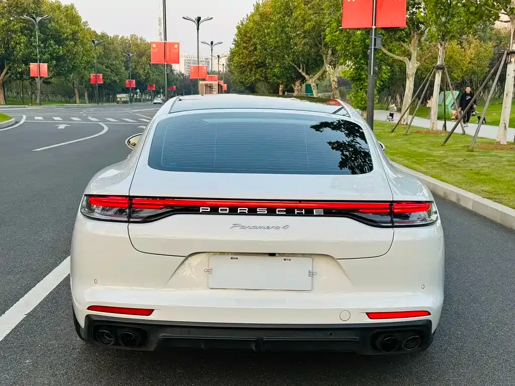 Porsche Panamera 2022 из CN, фото 7