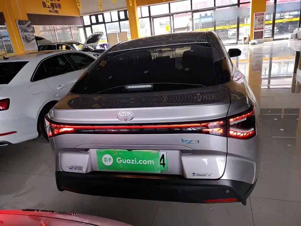 Toyota bZ3 2025 из CN, фото 6