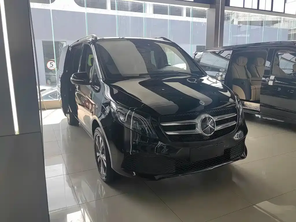 Mercedes-Benz V-Class 2022 из CN, фото 3