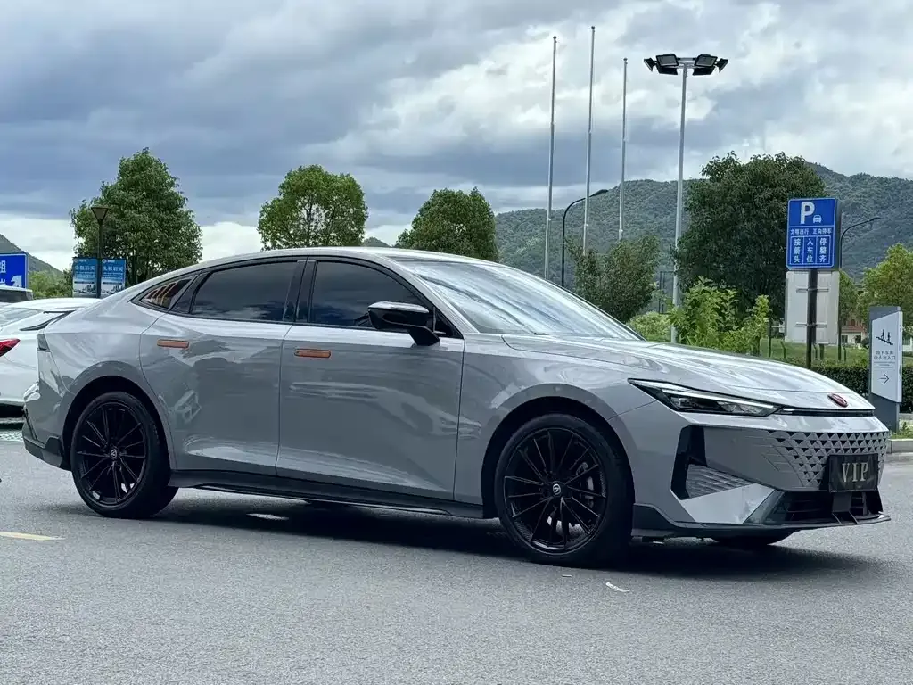 Changan UNI-V 2024 из CN, фото 2