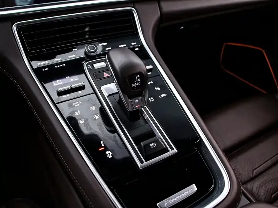 Porsche Panamera 2024 из CN, фото 9