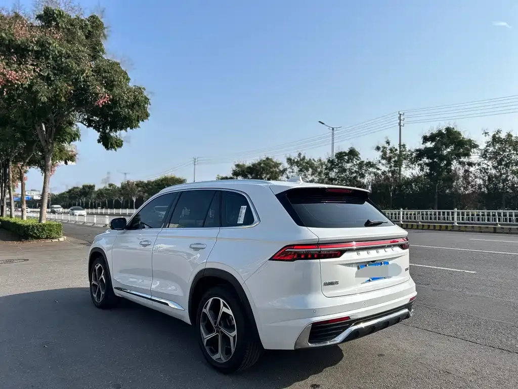 Geely Xingyue L 2022 из CN, фото 3