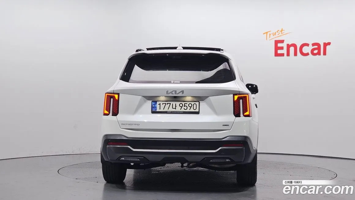 Kia Sorento — фото 4