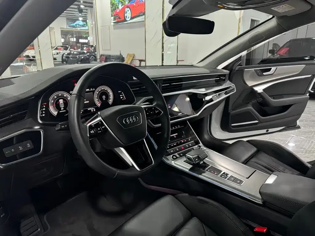Audi A7 2021 из CN, фото 4