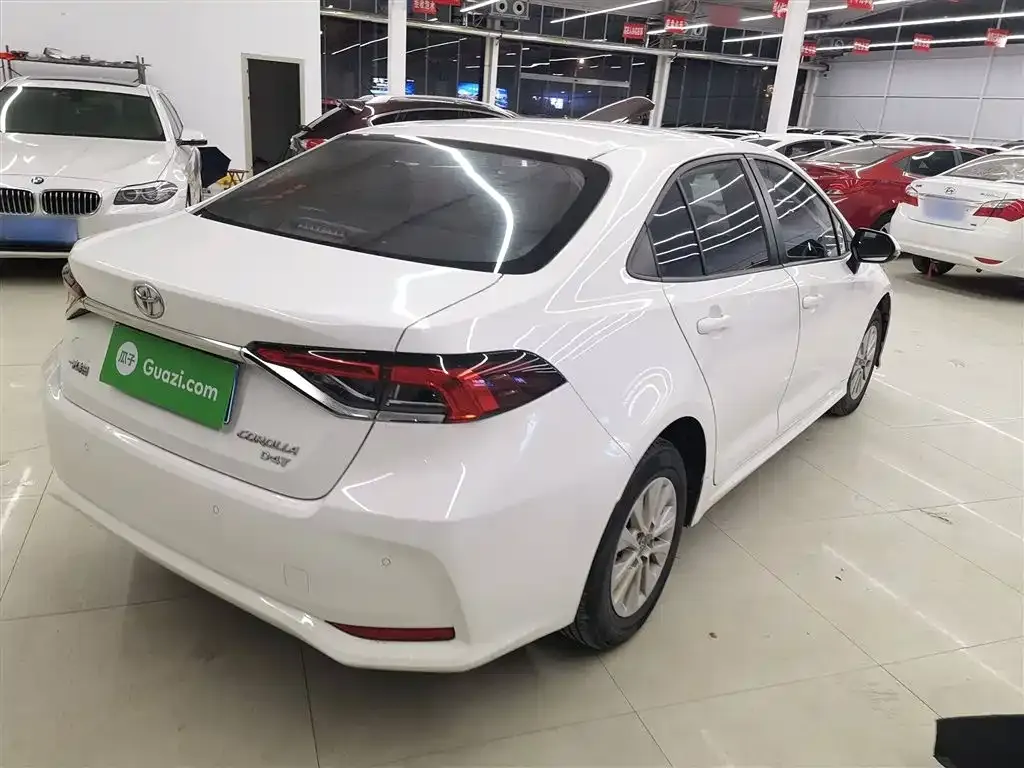Toyota Corolla 2023 из CN, фото 7