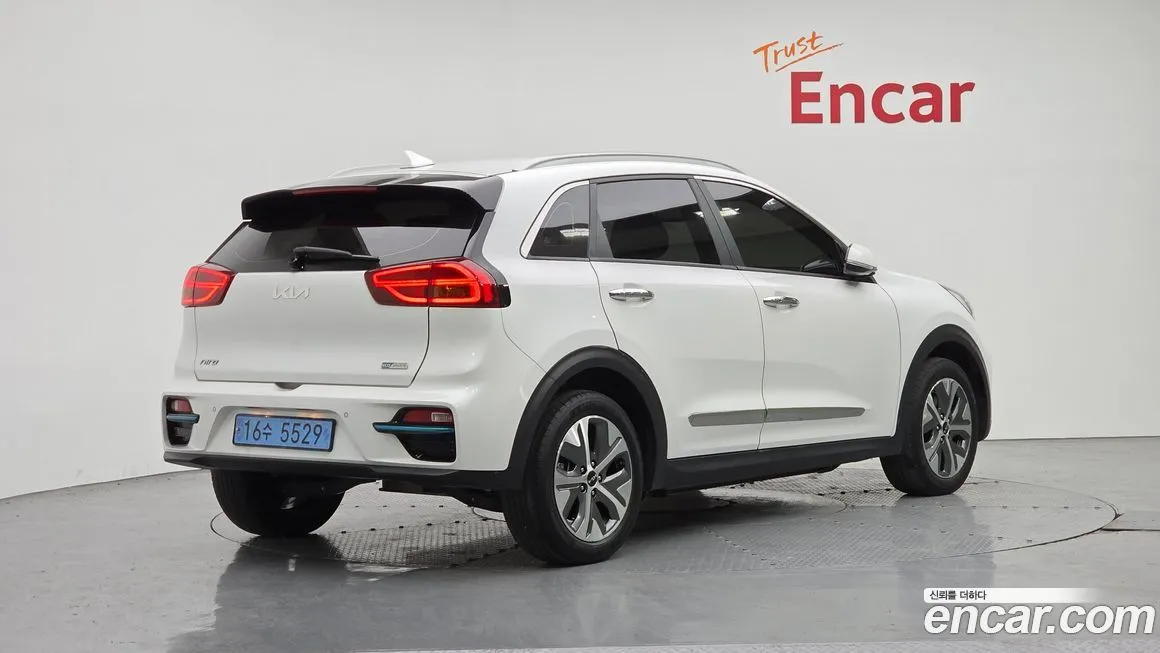 Kia Niro — фото 2