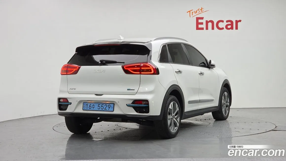 Kia Niro — фото 4