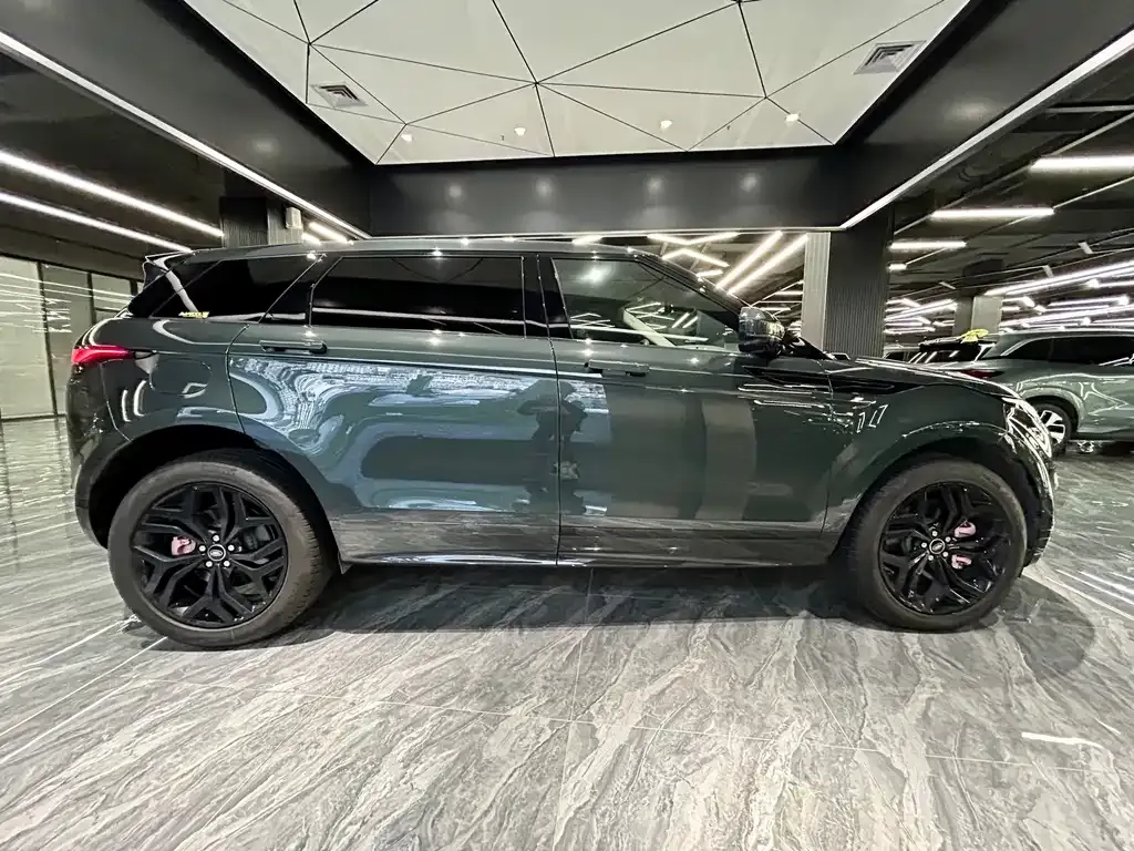 Land Rover Evoque 2023 из CN, фото 4