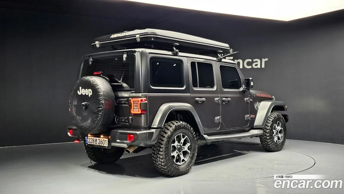 Jeep Wrangler 2023 из KR, фото 2