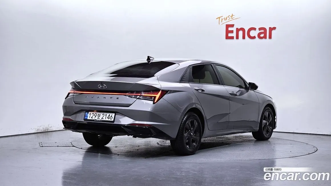 Hyundai AVANTE — фото 2