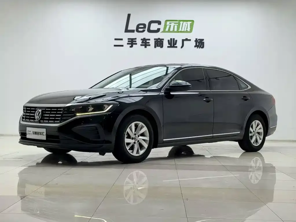 Volkswagen Passat 2023 из CN, фото 1