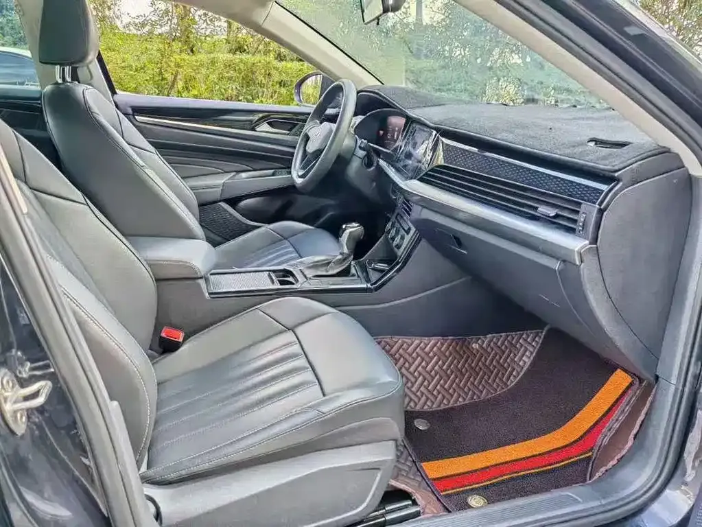 Volkswagen Passat — фото 4