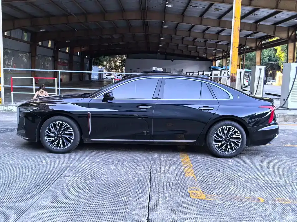 Hongqi H5 2024 из CN, фото 9