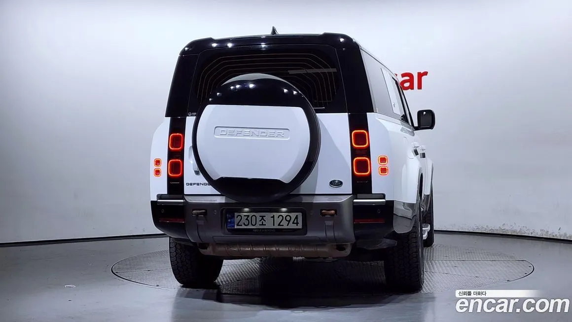 Land Rover Defender 2023 из KR, фото 4