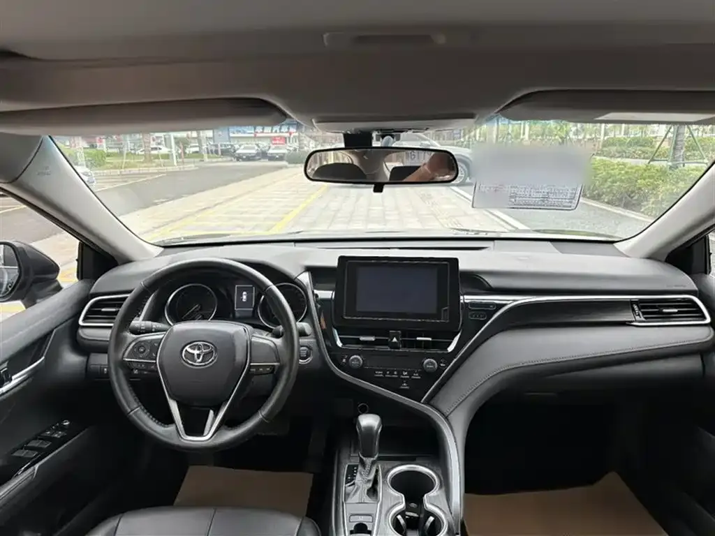 Toyota Camry 2023 из CN, фото 10