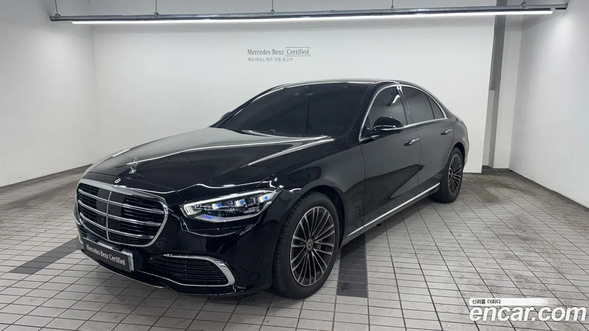 Mercedes-Benz S-Class — фото 1