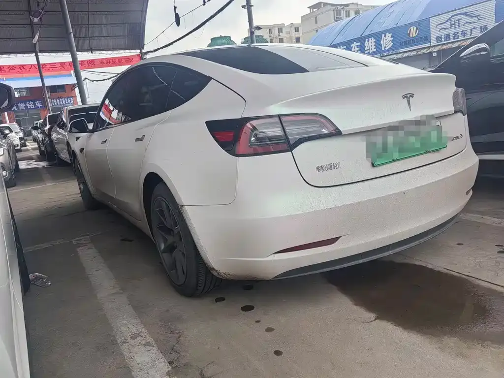 Tesla Model 3 — фото 6