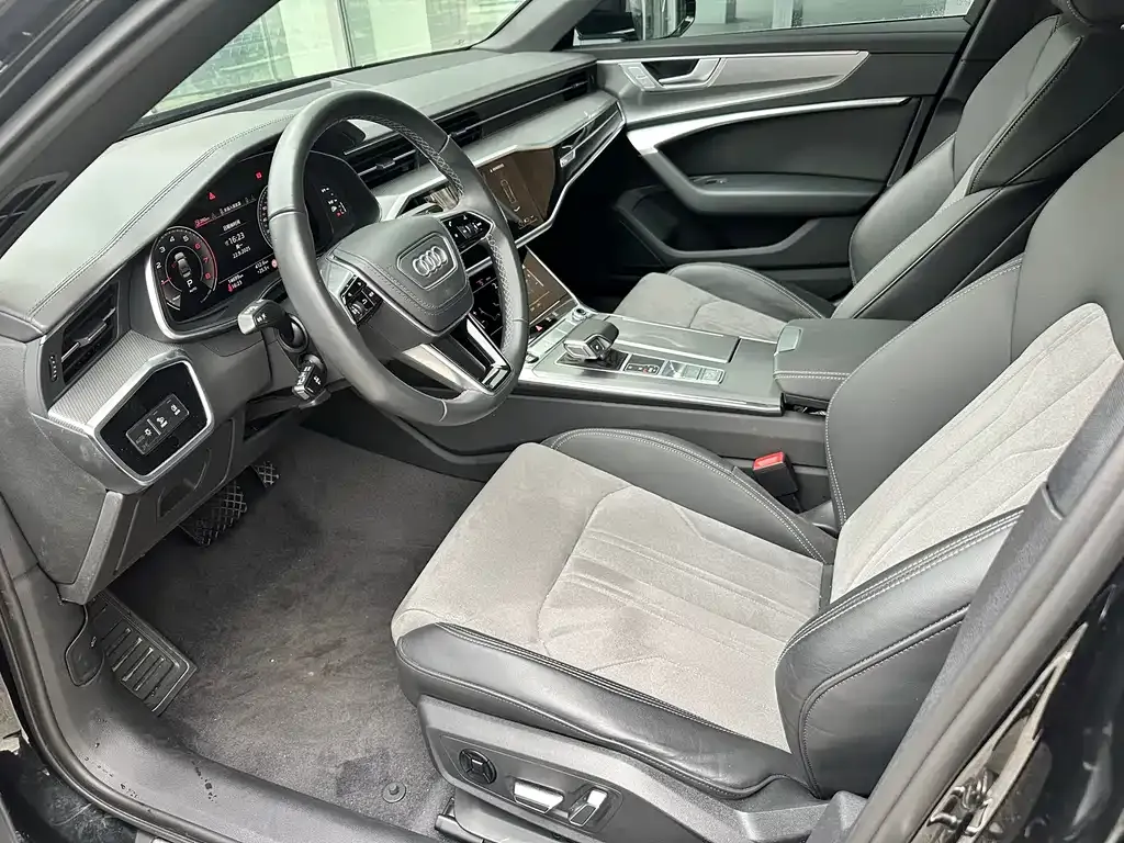 Audi A6L 2024 из CN, фото 9