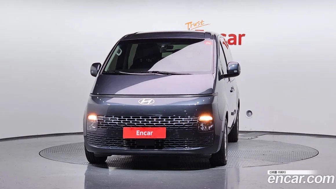 Hyundai Staria — фото 3