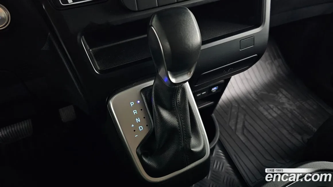 Hyundai Staria — фото 9