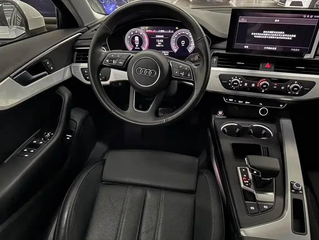 Audi A4L 2021 из CN, фото 8