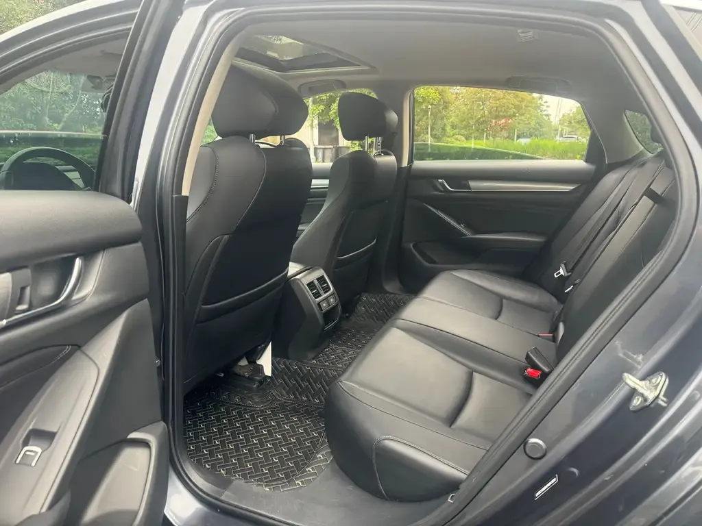 Honda Accord 2022 из CN, фото 9