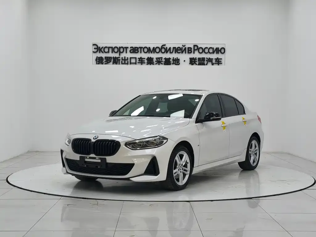 BMW 1 Series 2022 из CN, фото 1