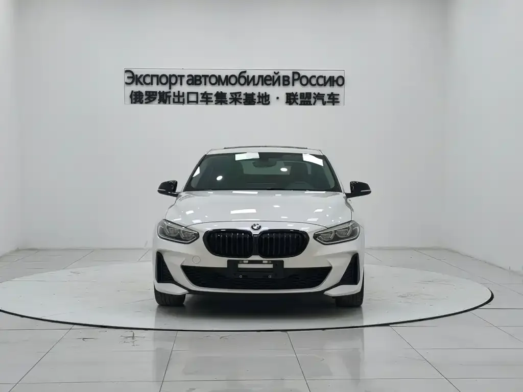 BMW 1 Series 2022 из CN, фото 2