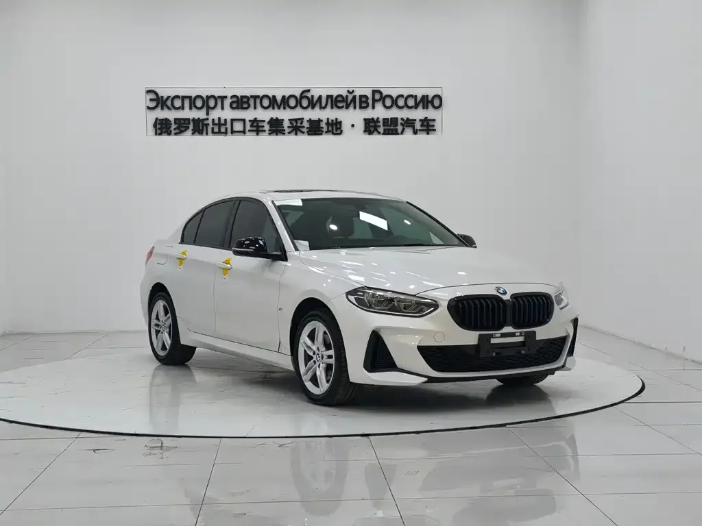 BMW 1 Series 2022 из CN, фото 3