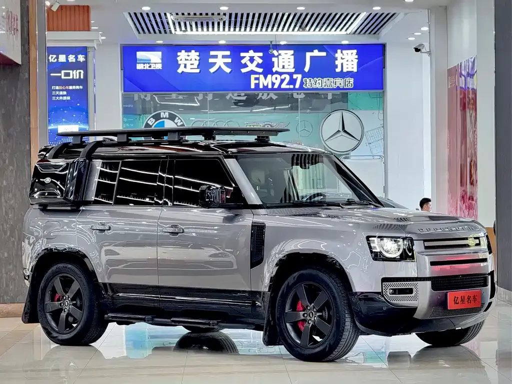 Land Rover Defender 2024 из CN, фото 3
